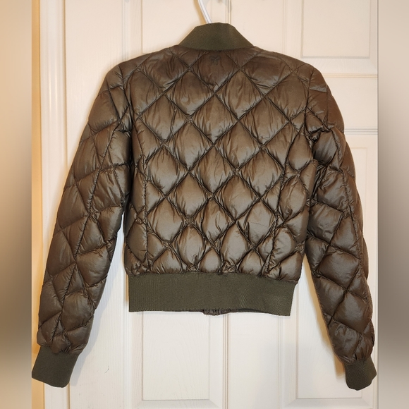 TNA - League Jacket - Picture 6 of 7